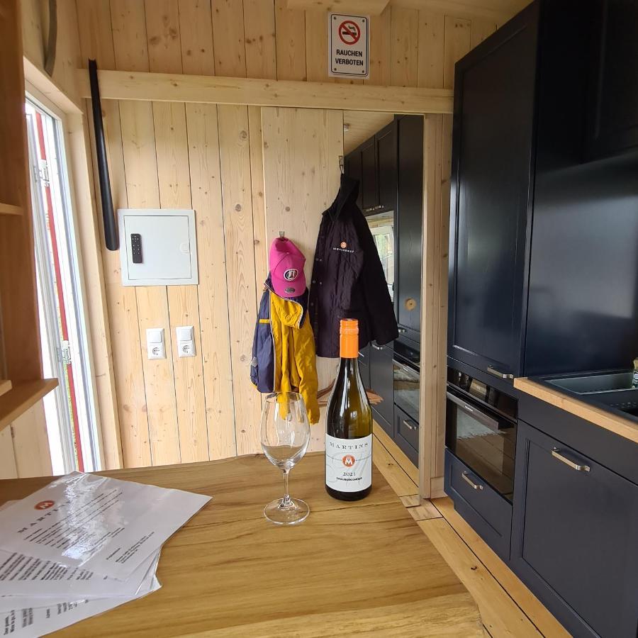 Tiny House Villa Neusiedl an der Zaya Ngoại thất bức ảnh