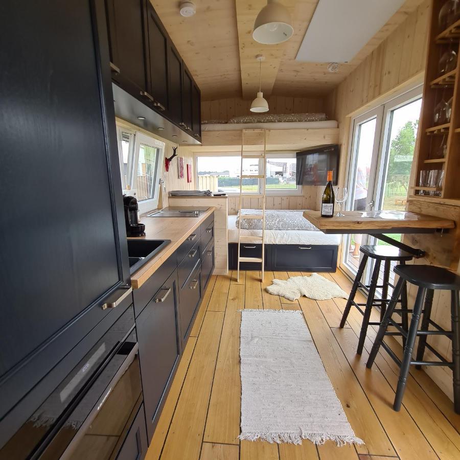 Tiny House Villa Neusiedl an der Zaya Ngoại thất bức ảnh